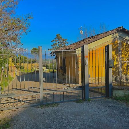 Casolare Del Maestrale - M&M Holiday House Perugia Buitenkant foto